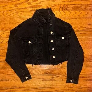 Gray cropped denim jacket